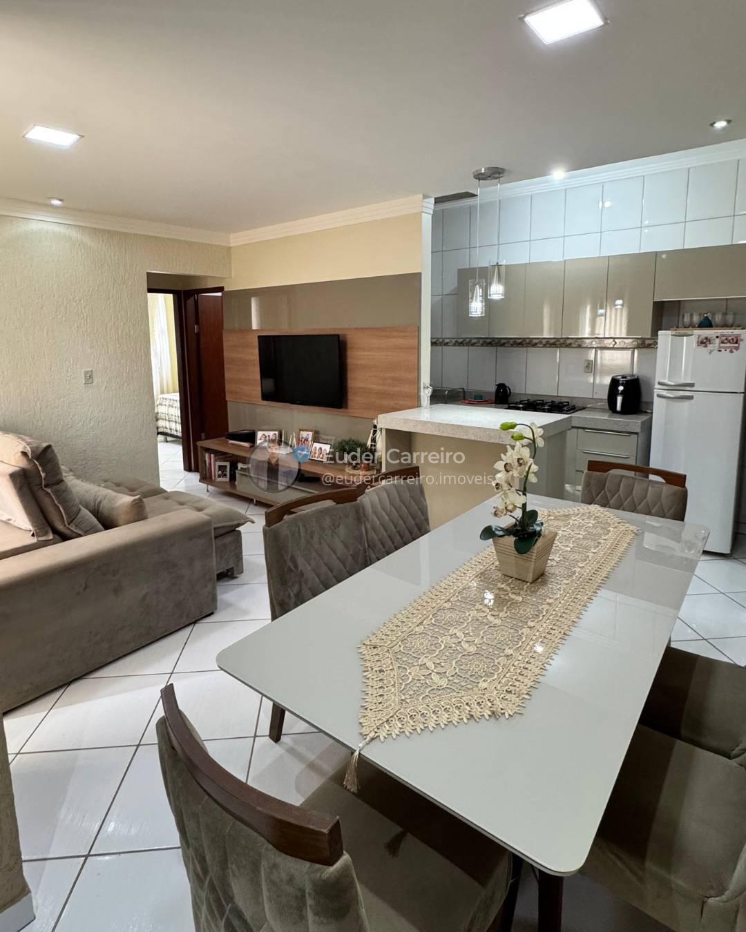 Apartamento à venda em Inhapim, Centro, com 2 quartos, 54m²
