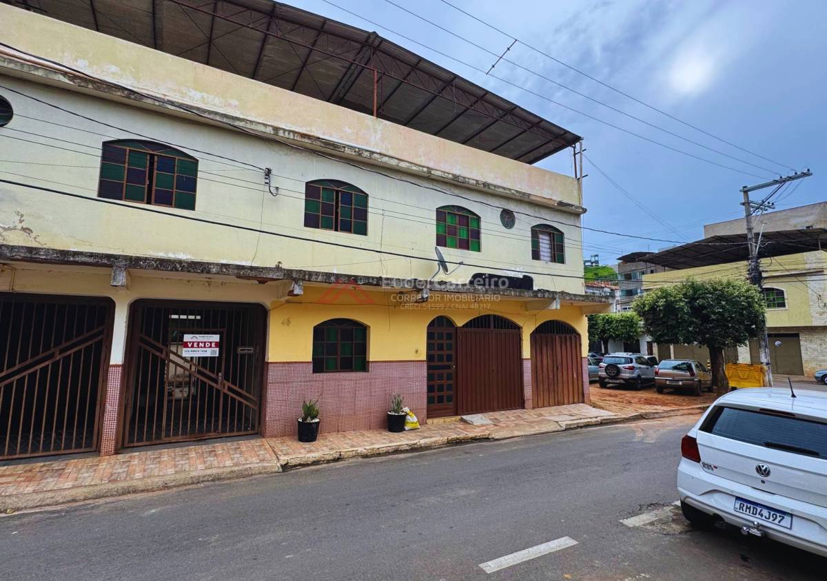 Casa à venda em Inhapim, Centro, 522m²